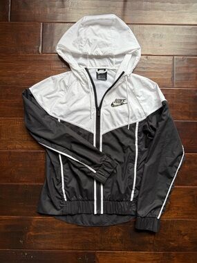 Nike Sportswear Windrunner Women's Jacket Black/White